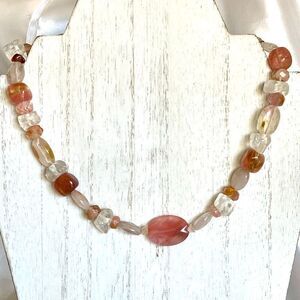 UF# Lovely Natural & polished Quartz Necklace